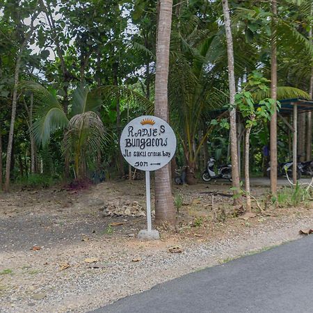 Radjes Bungalow Nusa Penida Sakti Buitenkant foto