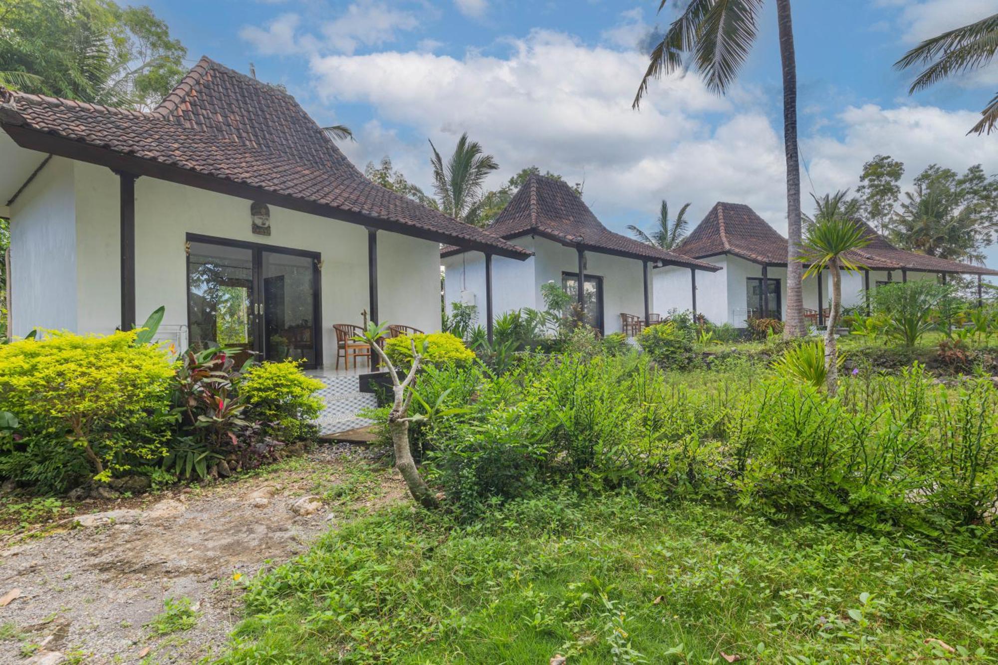 Radjes Bungalow Nusa Penida Sakti Buitenkant foto