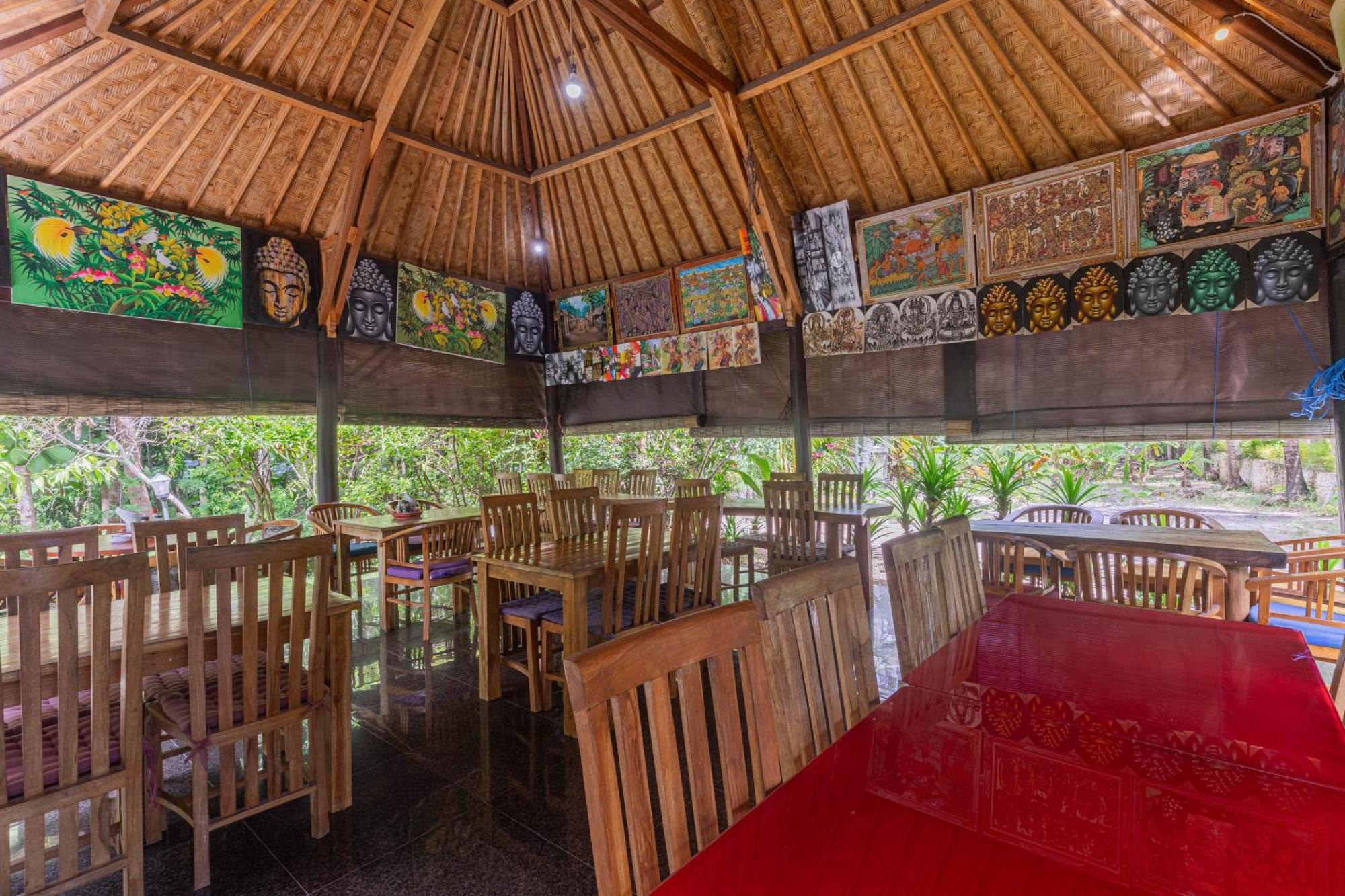 Radjes Bungalow Nusa Penida Sakti Buitenkant foto